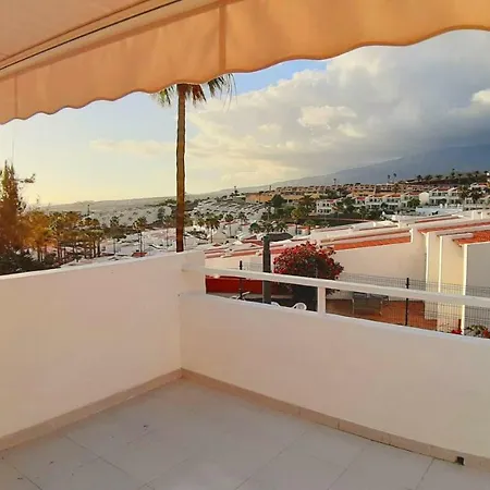 Delightful With Ocean View In Costa Adeje Апартаменты
